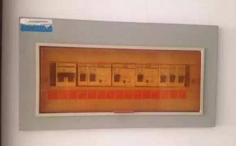 家裝檢修口預(yù)留位置,淡遠(yuǎn)整裝云