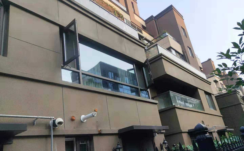 62cea2ce3198abdc9ed67f16bcfb1550800.jpg 封閉式陽臺,封閉式陽臺優(yōu)點(diǎn),封閉式陽臺注意事項(xiàng)