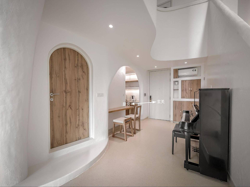 遼陽復(fù)式裝修，全屋大白墻看似不豪華，細(xì)節(jié)卻做得很到位，顏值超高